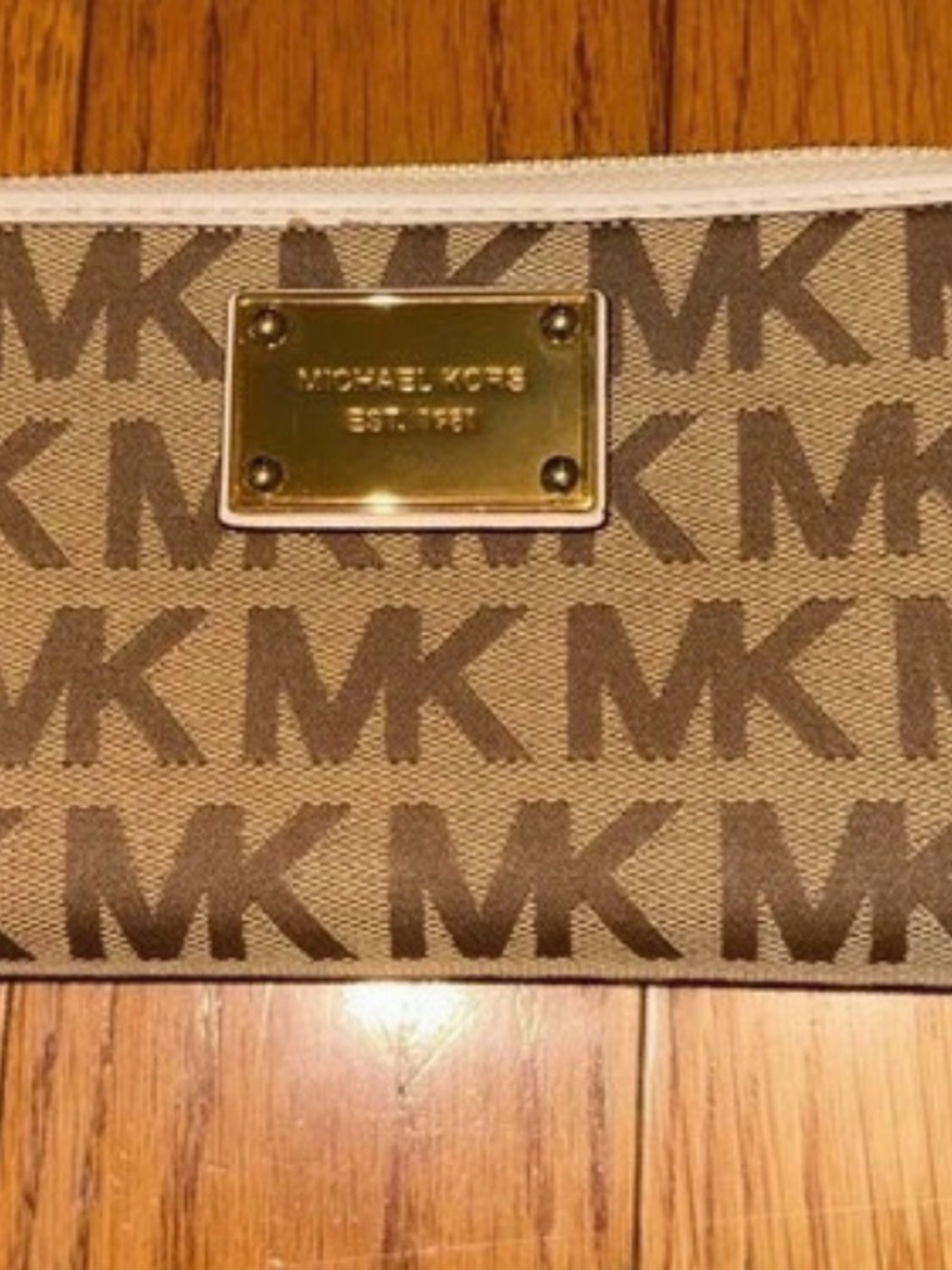 Michael Kors wallet